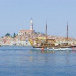 Escursione con la nave Delfin - a Rovigno